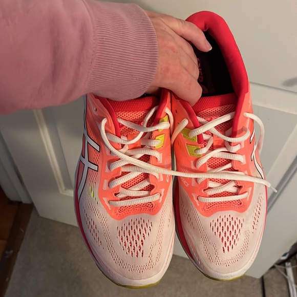 ASICS GT-2000 7 - Picture 2 of 5